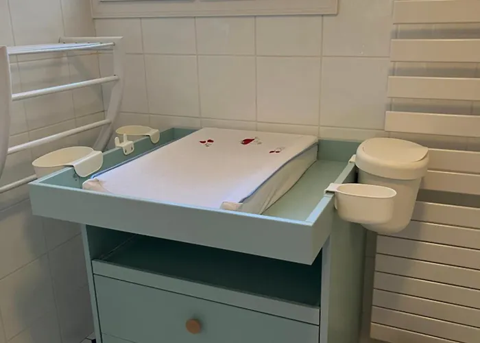 Valhalla - 400m From Beach, Sauna And Big Heated Pool